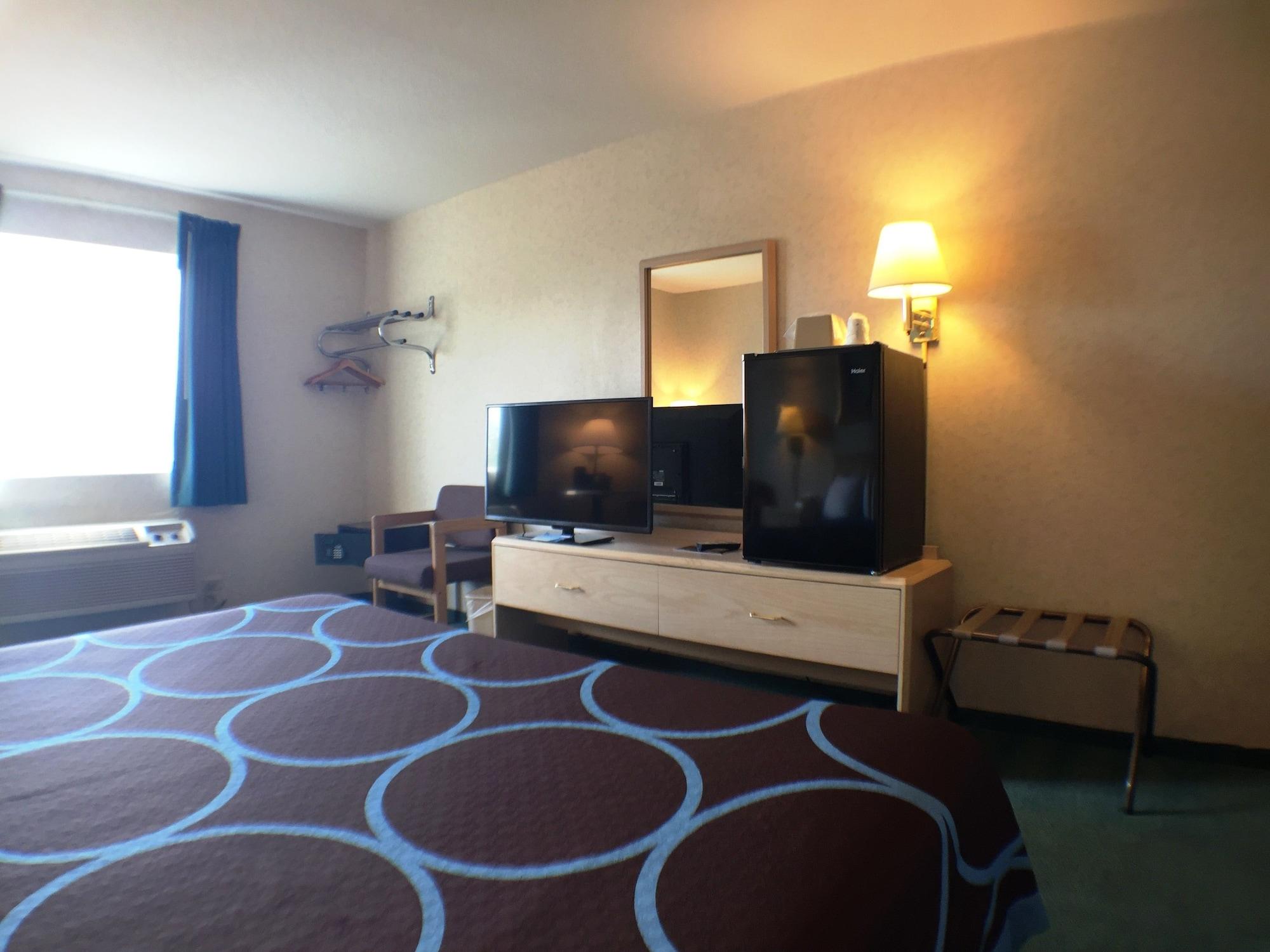 Super 8 By Wyndham Canandaigua Zewnętrze zdjęcie