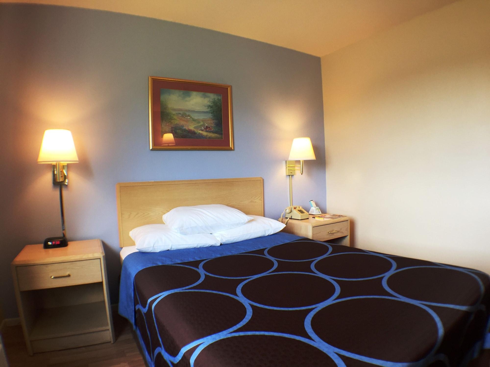 Super 8 By Wyndham Canandaigua Zewnętrze zdjęcie