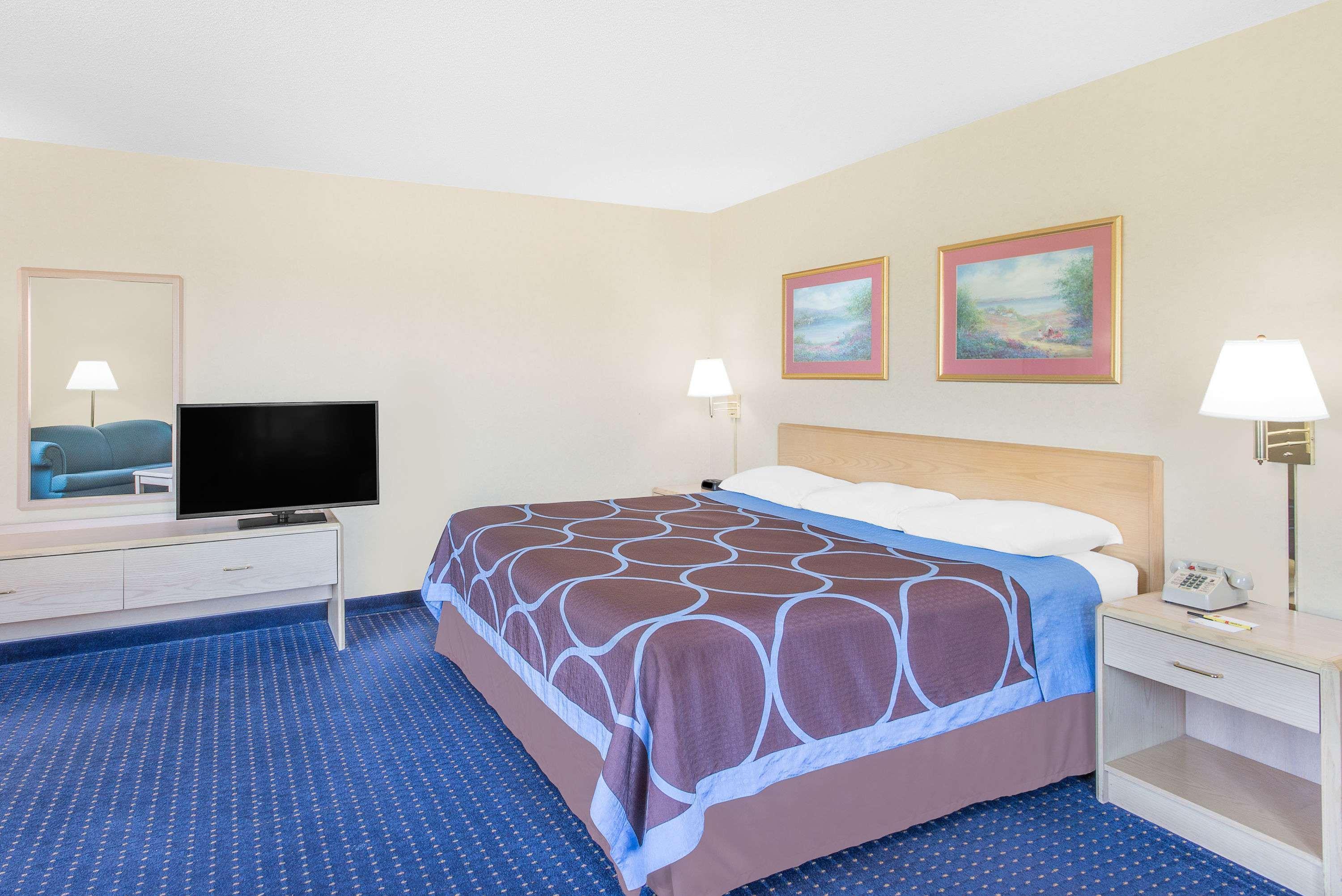 Super 8 By Wyndham Canandaigua Zewnętrze zdjęcie
