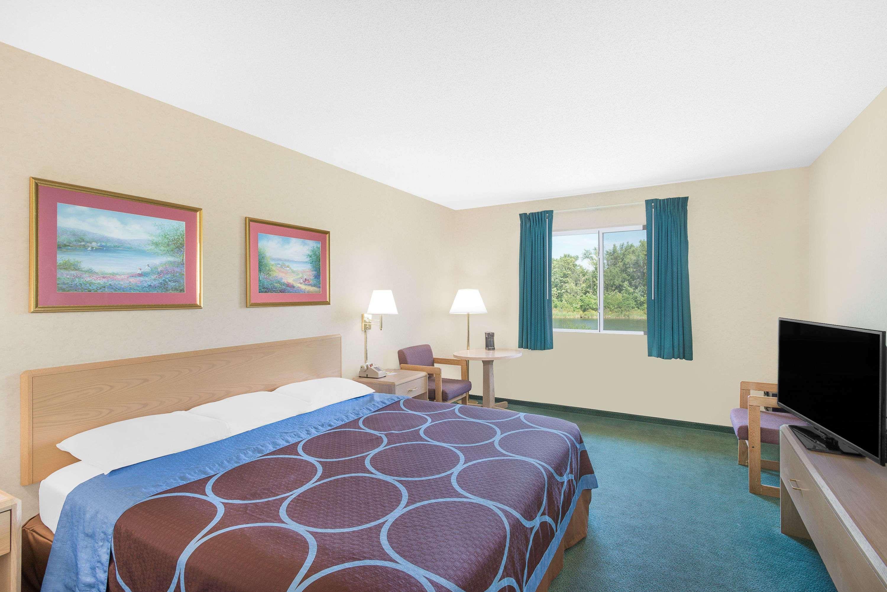 Super 8 By Wyndham Canandaigua Zewnętrze zdjęcie